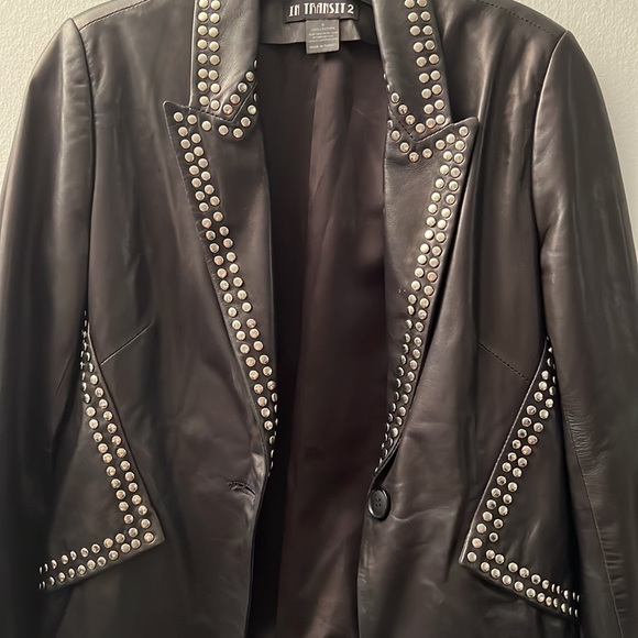 In Transit Womens Authentic Leather Blazer - Picture 2 of 5